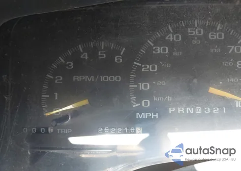 1998 Chevrolet C1500 Fleetside from USA, damaged, VIN 2GCEC19M3W1166101